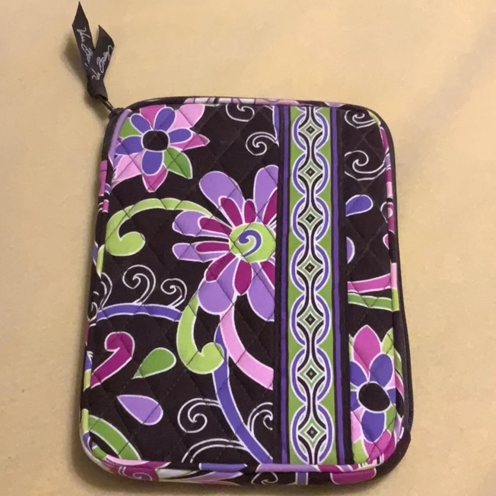 Vera Bradley eReader Case - Picture 1 of 3
